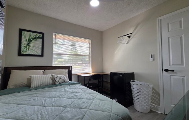 1343 POPPY AVE