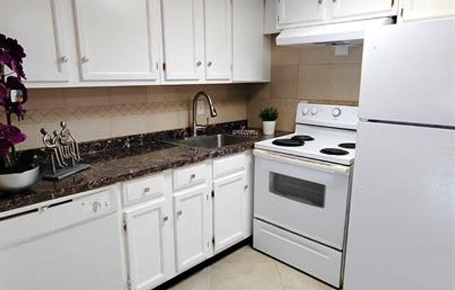 LIMITED-TIME OPPORTUNITY: NOW ACCEPTING SECTION 8 VOUCHERS!