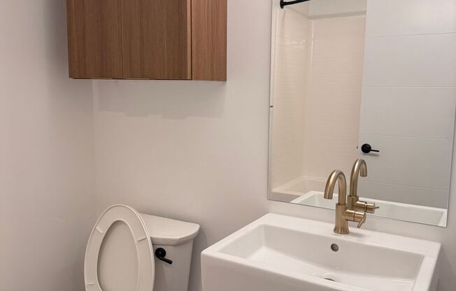 Studio, 1 bath, 362 sqft, $2,470, Unit 804