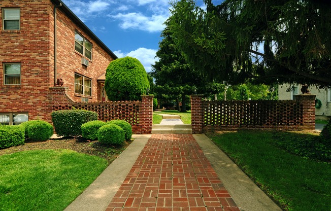 Donna Ann Apartments