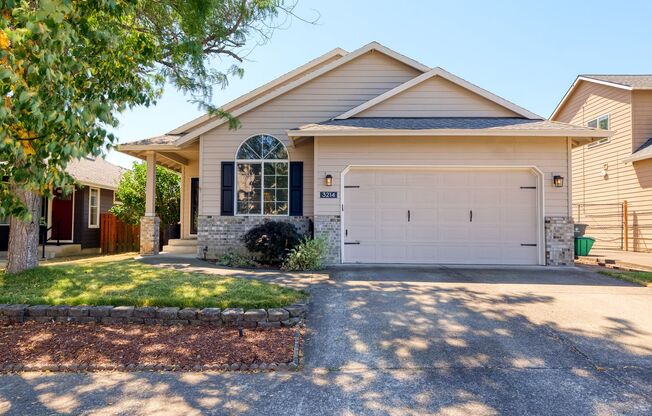 Beautifully Remodeled 3 Bedroom in Gresham, OR