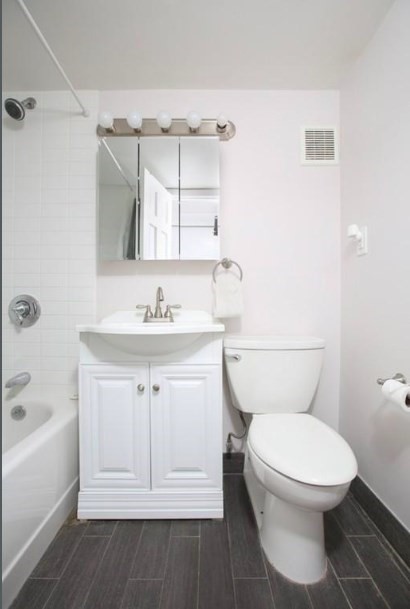 1 bed, 1 bath, 400 sqft, $2,800, Unit 415