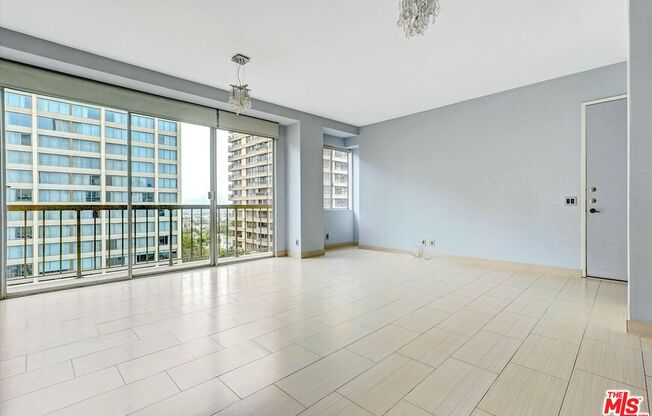 2 beds, 1.8 baths, 974 sqft, $4,200, Unit 1002