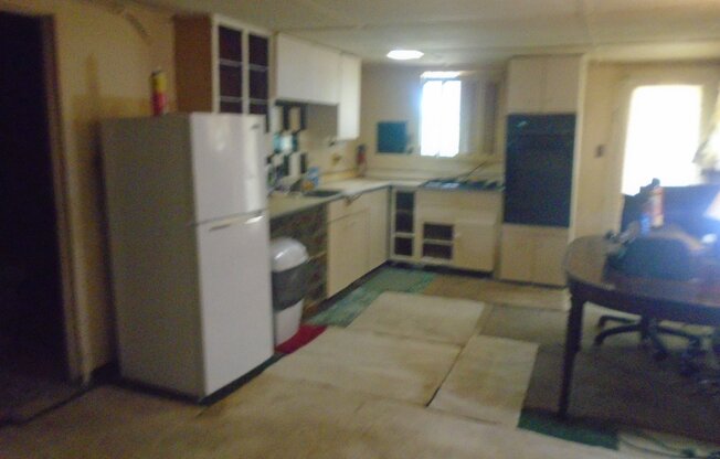 300 GLOUCESTER DR
