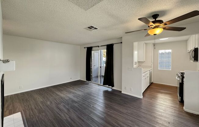 Dual Master 2B/2BA w/ Washer/Dryer, Reserved Parking, & Patio!