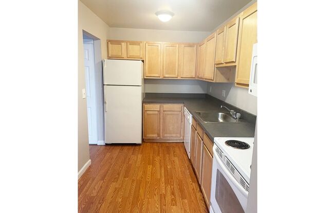 1 bed, 1 bath, 750 sqft, $1,145, Unit 1600-109