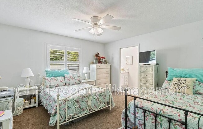 1429 EDGEWATER RD