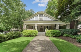 811 PENN AVE NE