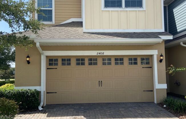 3BD/2.5BA Town Home in Sawgrass Landing In Orlando!