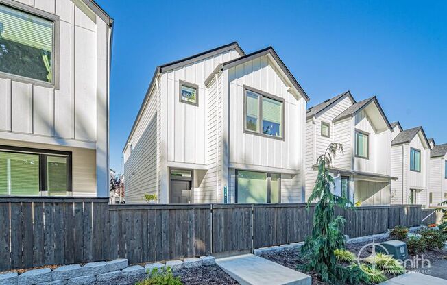 16314 NE 20 ST