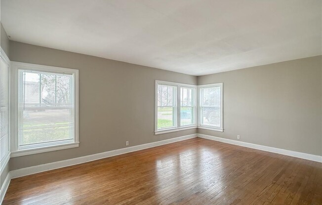 449 ELDON DR