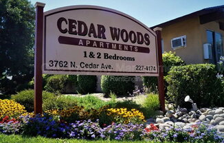 2 beds, 1 bath, 877 sqft, $1,150, Unit Apt 204