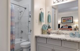 1 bed, 1 bath, 600 sqft, $1,039, Unit 05-208