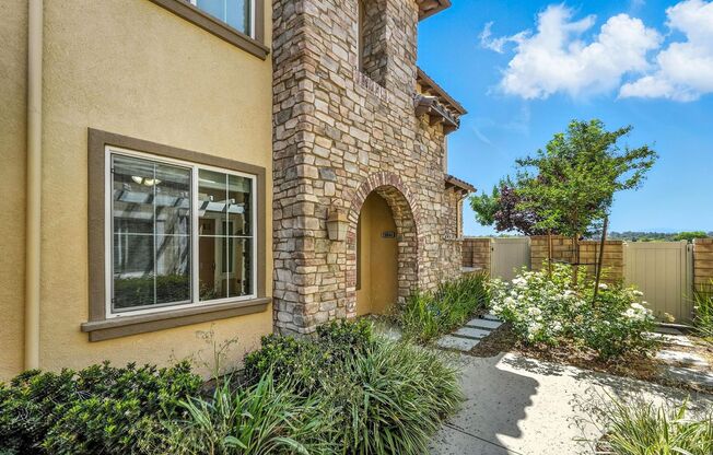 GORGEOUS 4+3 in Copperhill Area