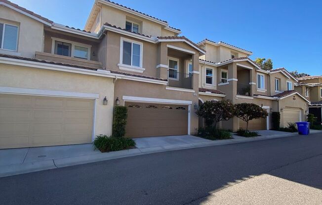 4 Bedroom House in La Costa Greens Community