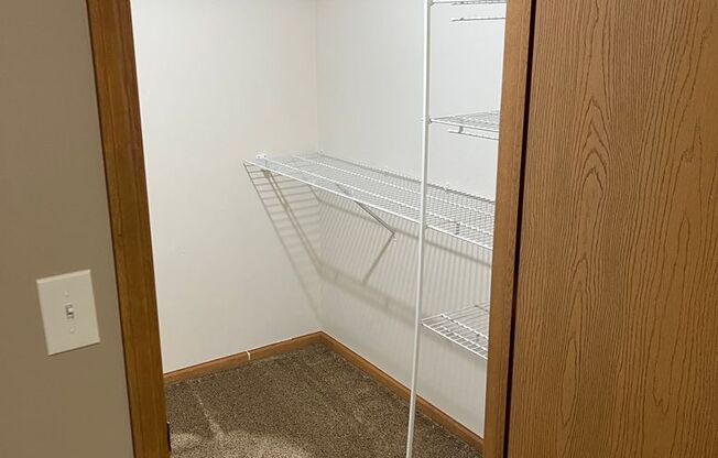 1 bed, 1 bath, 772 sqft, $1,039, Unit 1-106