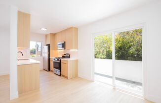 3729 Glendon LLC