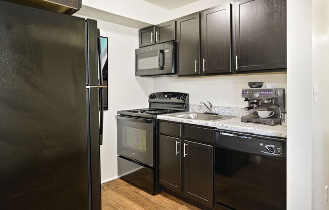 1 bed, 1 bath, 700 sqft, $950