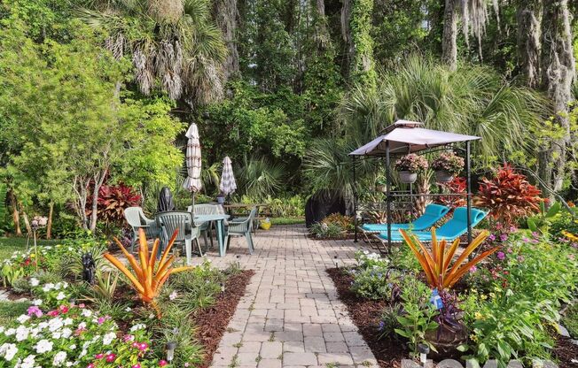Smart Home Studio in Peaceful Gated Community
