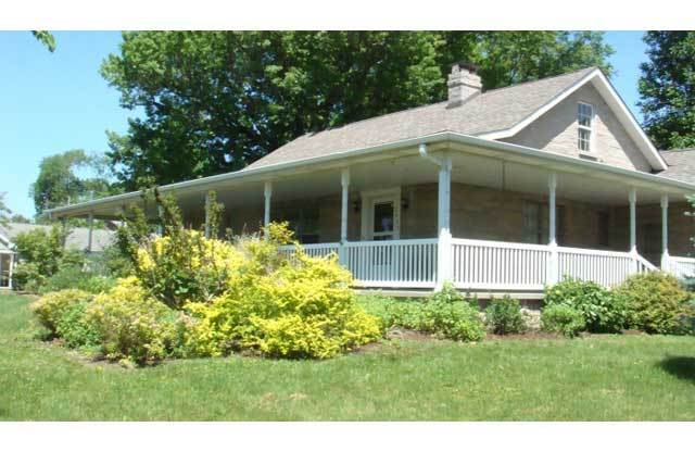 Charming Three-Bedroom Home Near University and Shopping - Available July 2026!