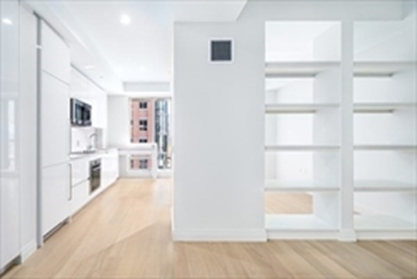 Studio, 1 bath, 520 sqft, $3,950, Unit 718