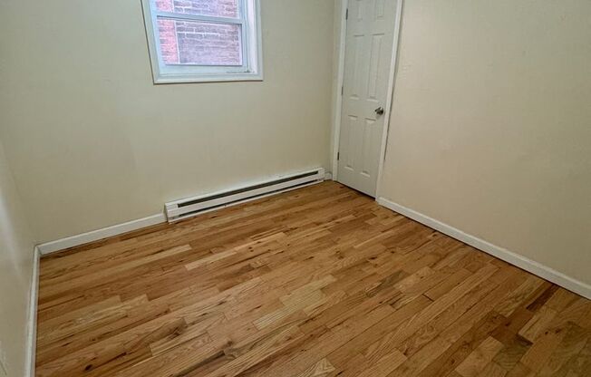 1 bed, 1 bath, $1,050, Unit 235-1