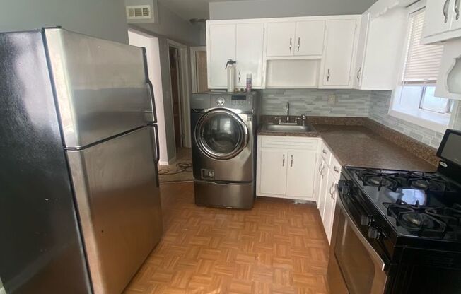Cozy 2 Bedroom located in East Point, GA
