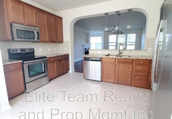 11190 BRIDGEWATER DR