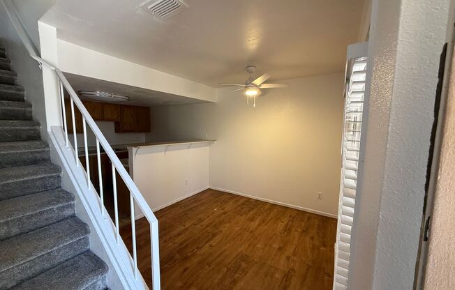 2 Bedroom townhome - washer dryer included