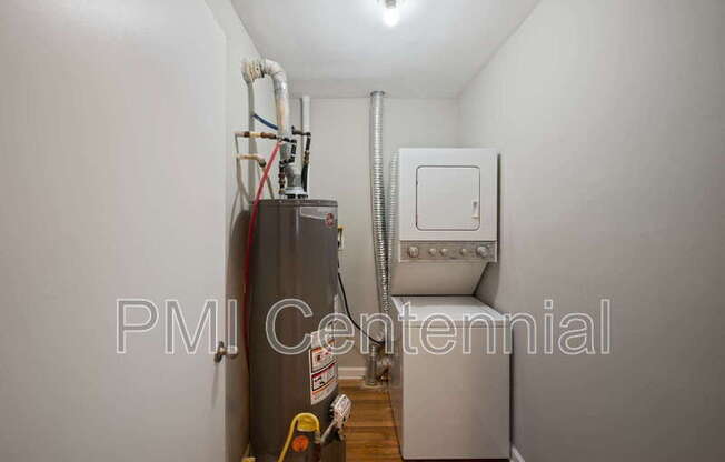 950 SAINT CHARLES AVE NE