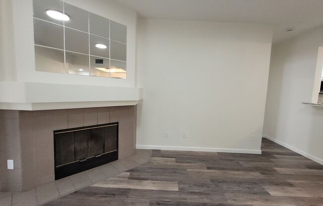 River Colony townhome - centrally located