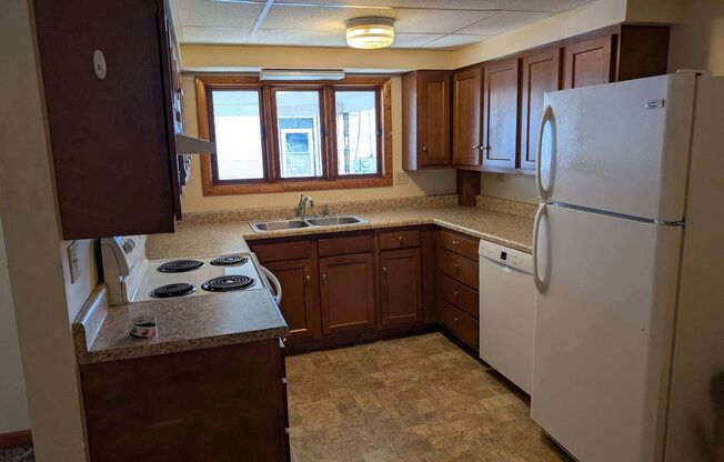 525 W 2nd St.