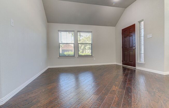 Spacious Four Bedroom Home in Silver Leaf