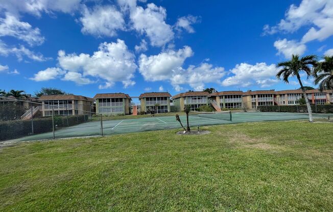 ANNUAL RENTAL - 2 BED / 2 BATH AT SORRENTO VILLAS