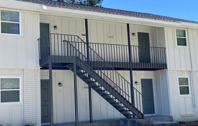 2 beds, 1 bath, $950