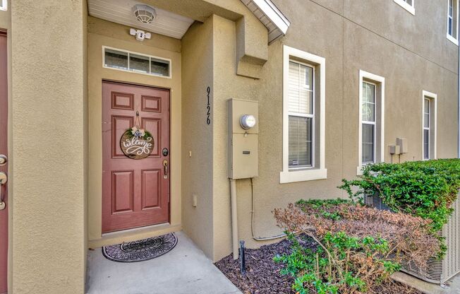 Great Townhouse in Gated Community