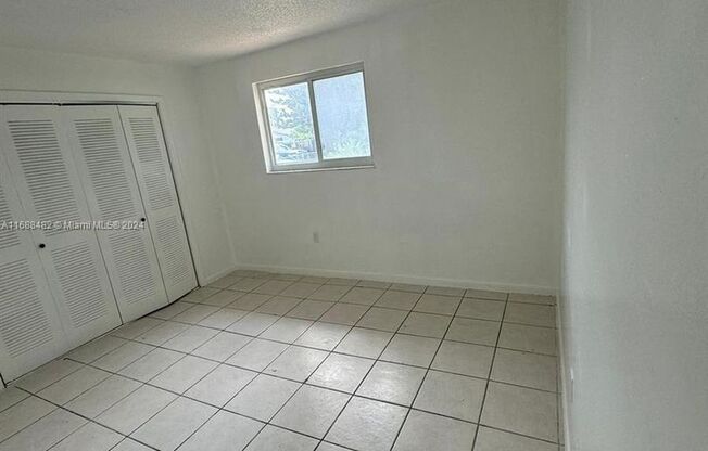 3 beds, 2 baths, $3,000, Unit # 0