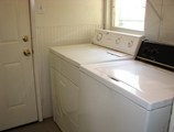 2 beds, 1 bath, $1,875, Unit House