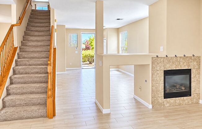 Newly Available in Desirable Community! 4bed 2.5bath