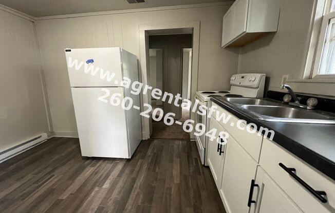 3 beds, 1 bath, $1,085