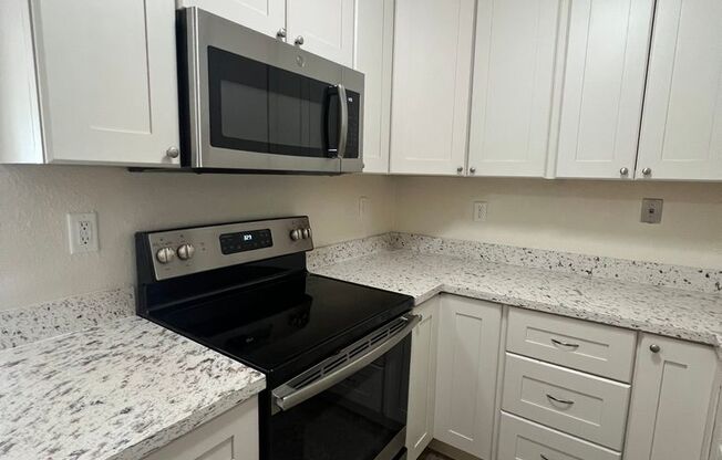 1 bed, 1 bath, 590 sqft, $2,250, Unit 777-253