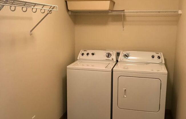 1 bed, 1 bath, 704 sqft, $1,045, Unit 5100-309