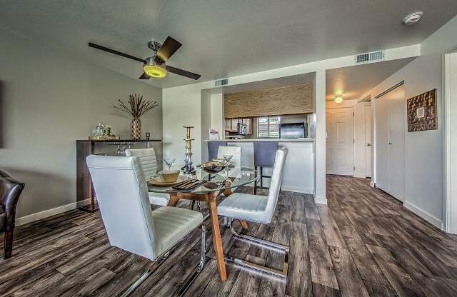 Dining Room at Silver Bay Apartments, Boise, Idaho