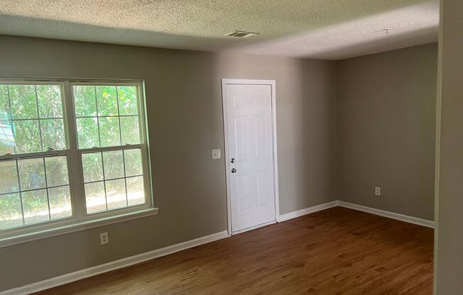 Modern 3BR/2.5BA Townhome – New Everything + Section 8 Accepted