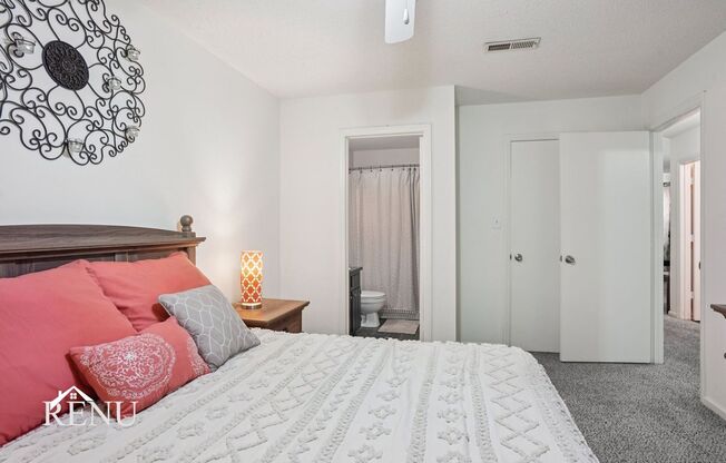 2 beds, 2 baths, 890 sqft, $1,200, Unit BC504G