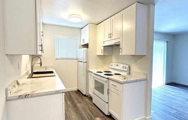 1400 San Carlos Avenue