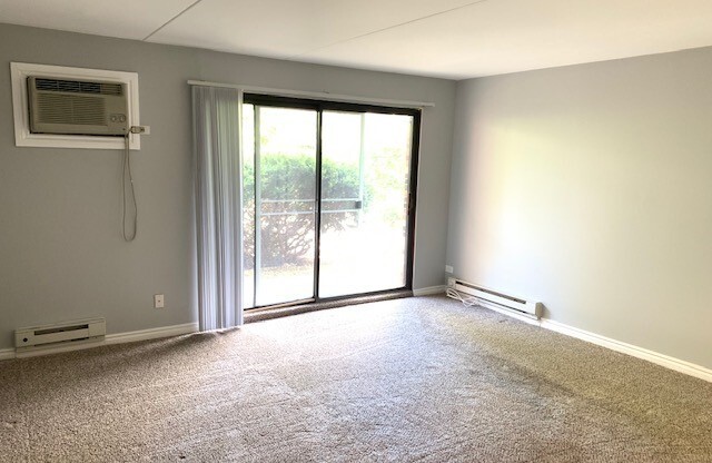 1 bed, 1 bath, $1,180, Unit 100501