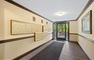 Studio, 1 bath, $1,625, Unit B8
