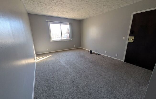 1725 N Iowa (York,NE)