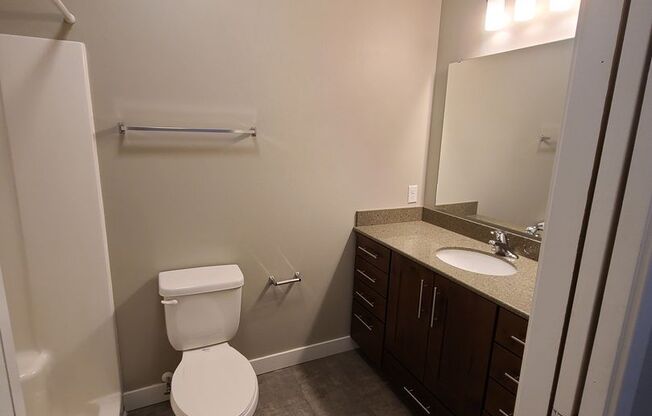 2 beds, 2 baths, $1,495, Unit 147